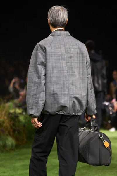 Look 224